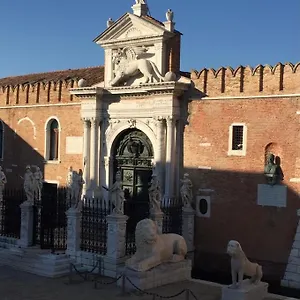Damiana , Venecia Italia